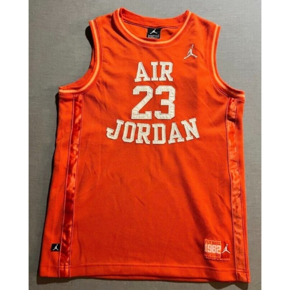 Air Jordan #23 Since 1982 Jersey Boys Large‎ Orange Pullover Sleeveless.